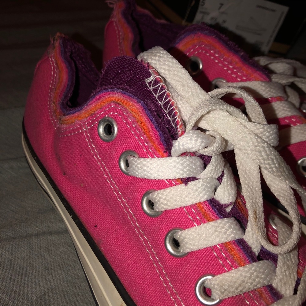 Converse - Picture 2 of 6